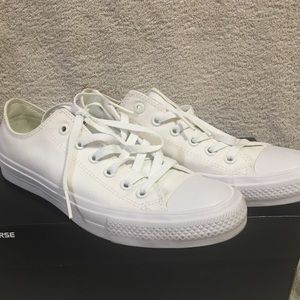 CONVERSE ALL STAR II SIZE 8M AND SIZE 10W